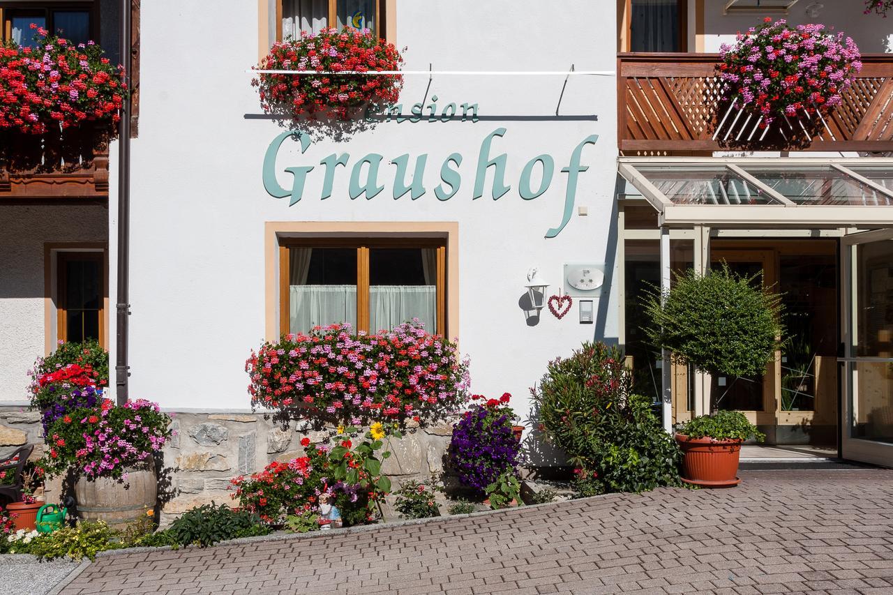 Graushof Hotel Val di Vizze Exterior photo